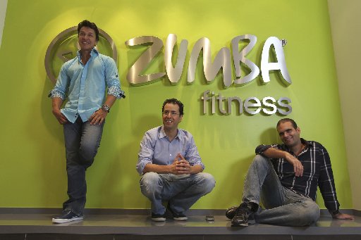 Zumba2IMG_zuzumbamba011612___03_wmm_2_1_0N43BQD2 Zumba2IMG_zuzumbamba011612___03_wmm_2_1_0N43BQD2