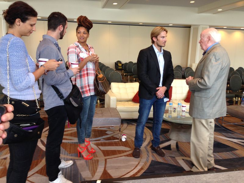 Photo (37) Photo (37)