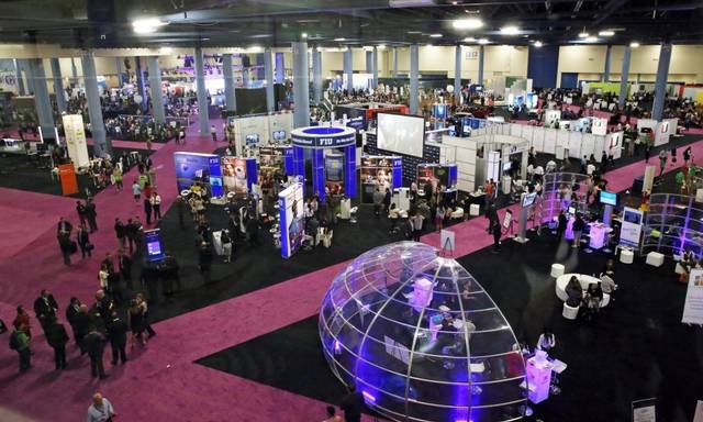 1emerge%2002%20EKM 1emerge%2002%20EKM