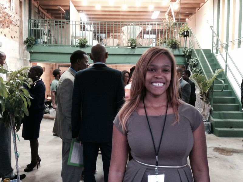 Photo (64) Photo (64)